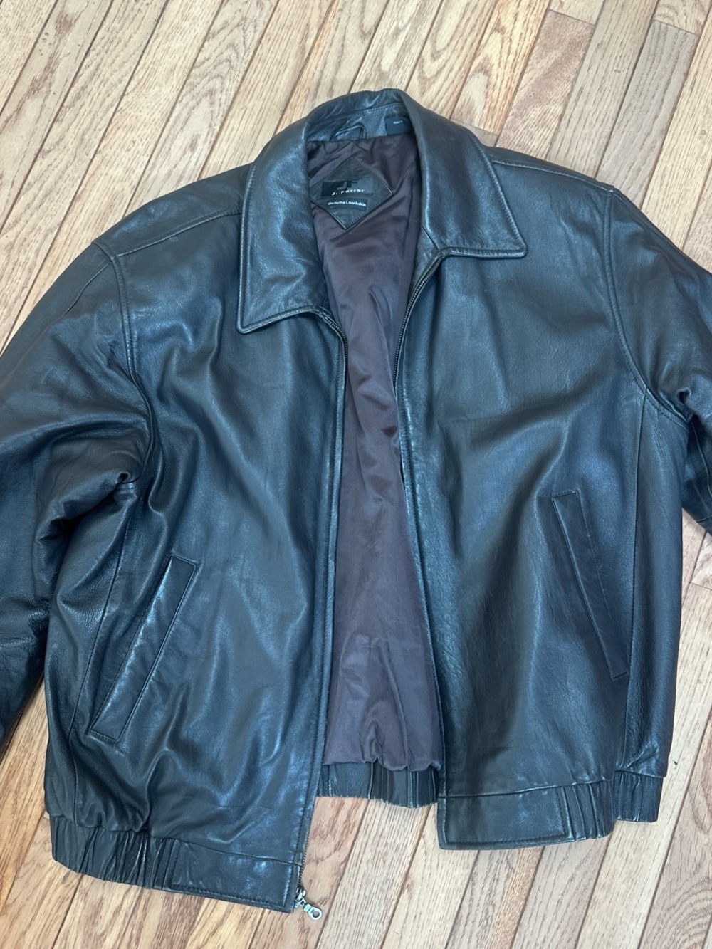Real lamb skin Men's Black Leather Bomber Jacket